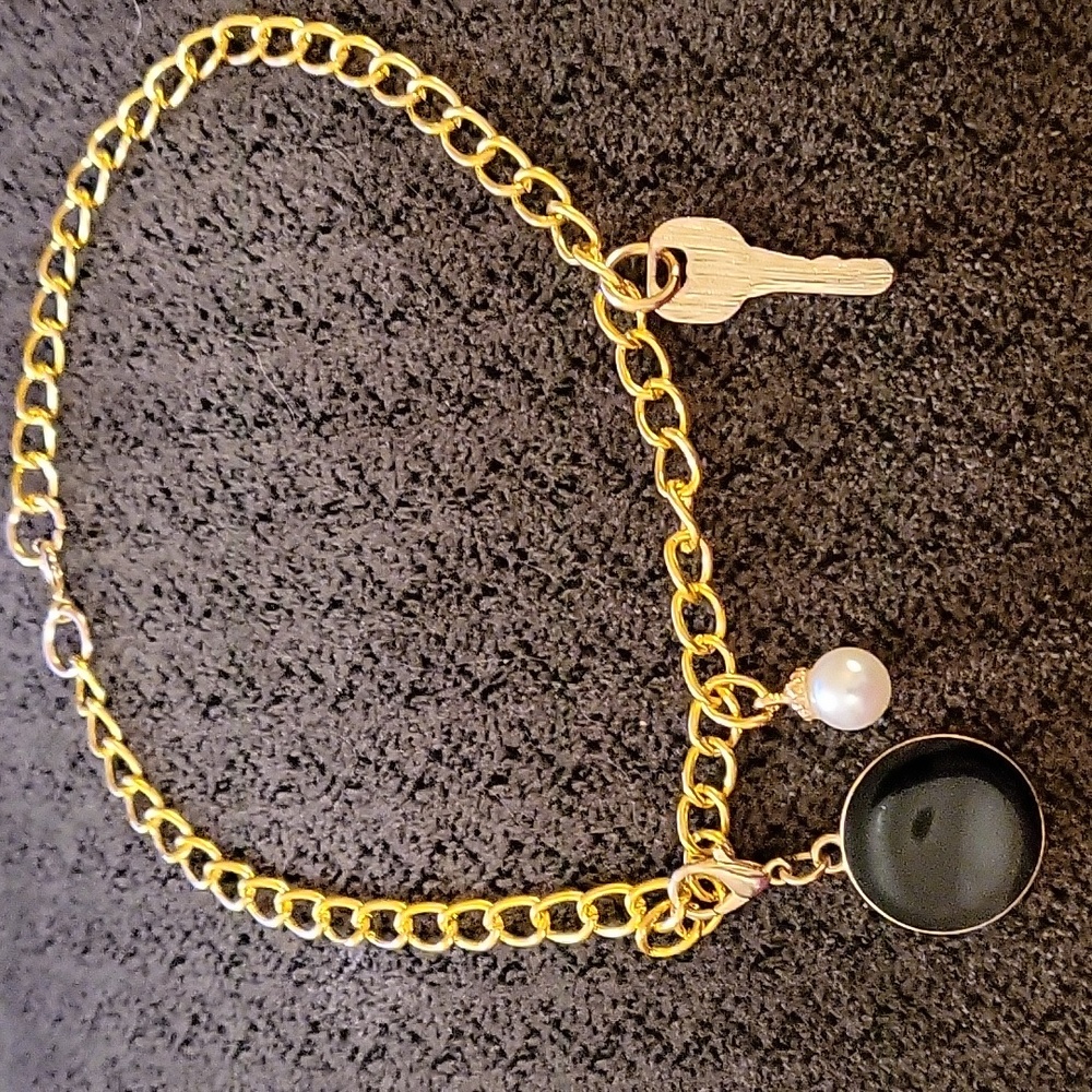 Boot Chain - Picture 3 of 4